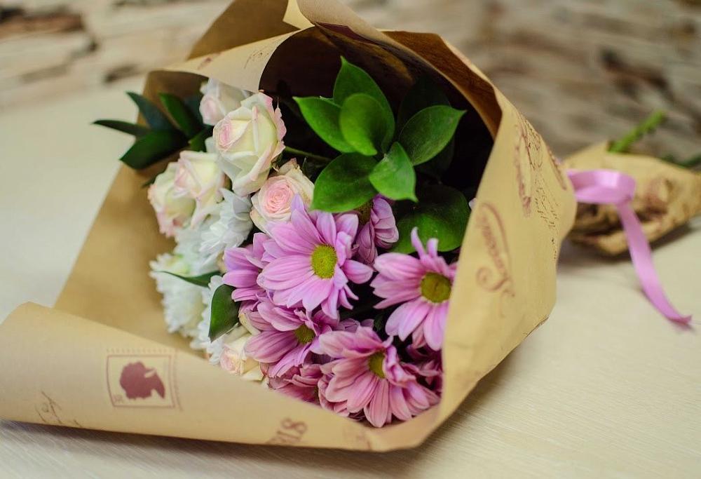 Букет улыбка в Андрюках Букет цветов из: Розы и Хризантемы в Андрюках