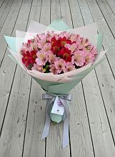 Букет цветов из:  Альстромерии в Андрюках