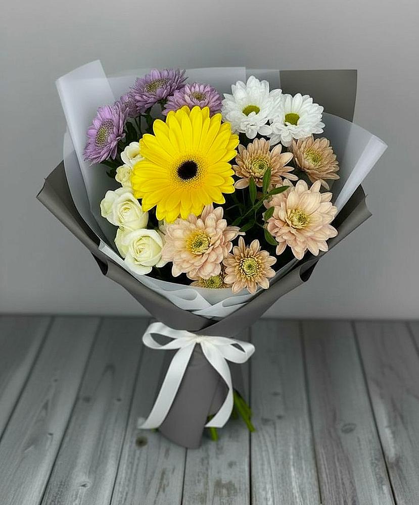 Букет цветов из: Розы, Герберы и Хризантемы в Андрюках
