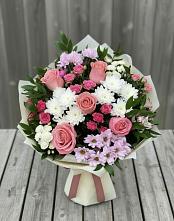 Букет цветов из:  Альстромерии, Гвоздики, Розы и Хризантемы в Андрюках